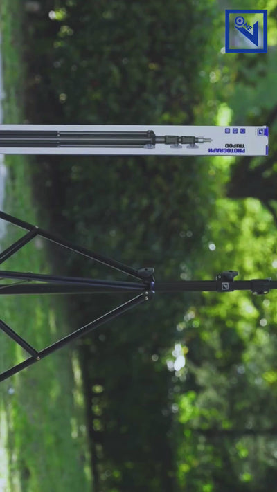 ONE 7 Heavy-Duty Light Stand